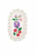 Mileu Dantelă Crem – Broderie Florală Multicoloră 19x11 cm