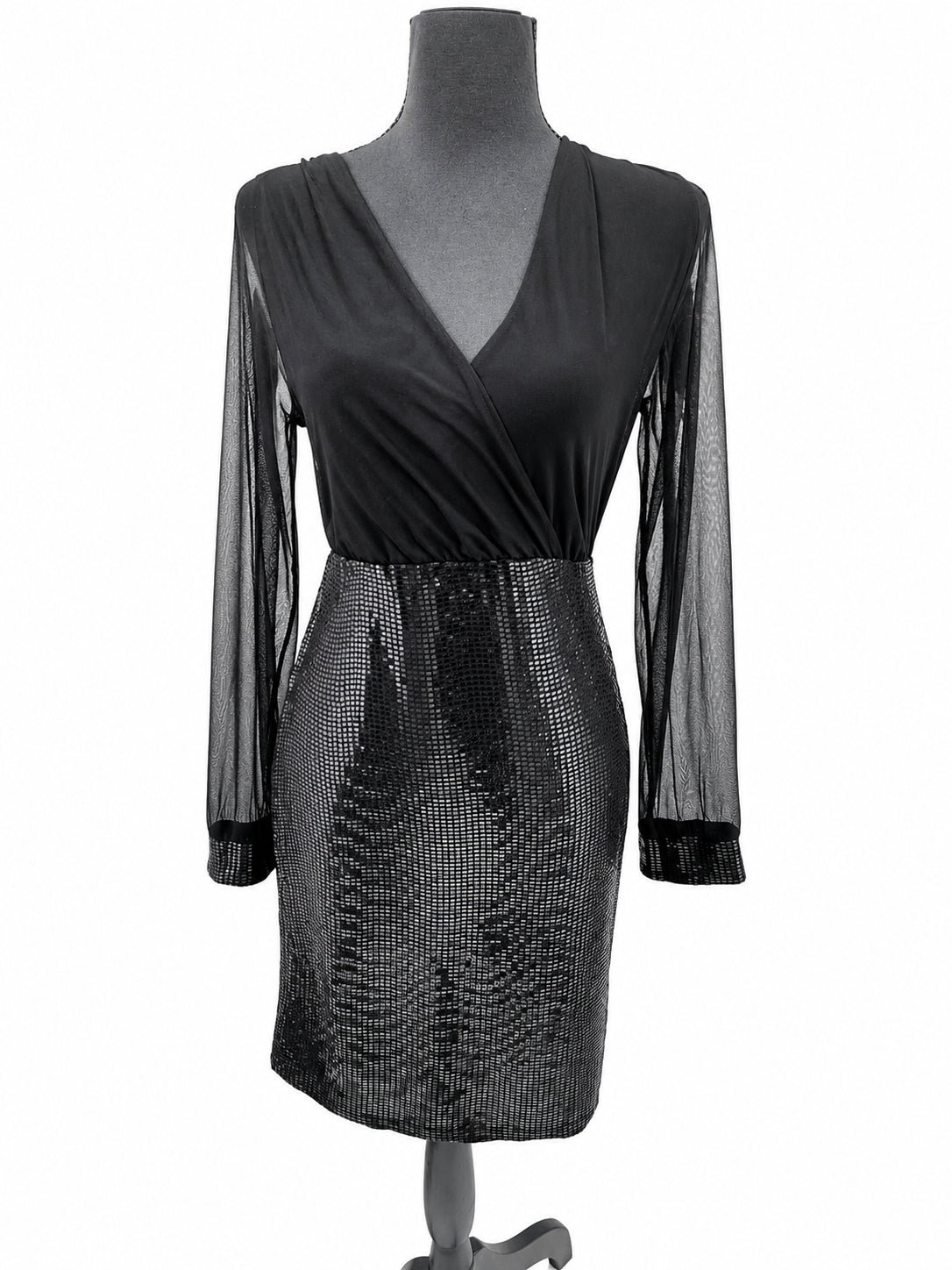 Rochie elegantă neagră, S