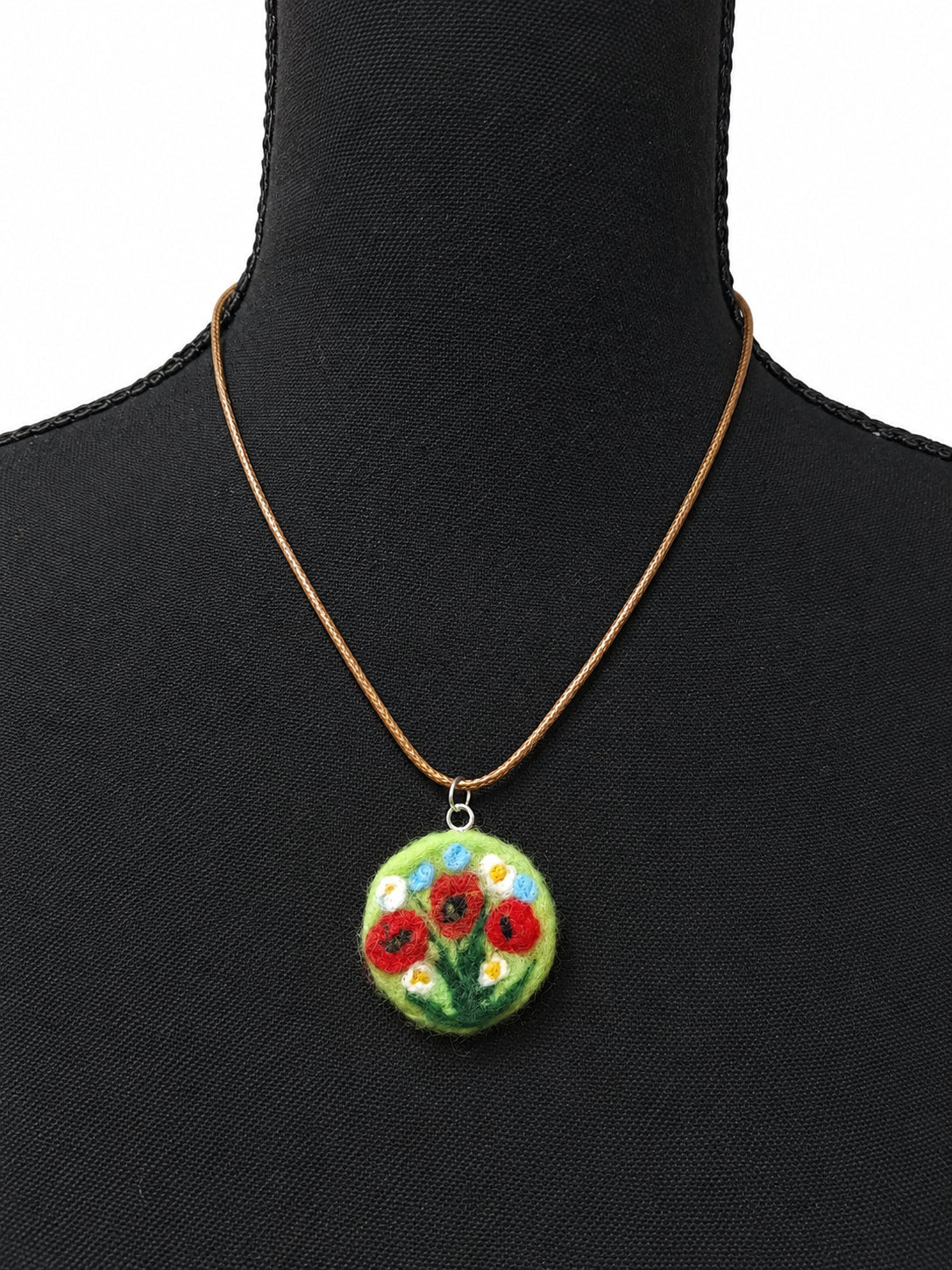 Colier handmade din lână împâslită