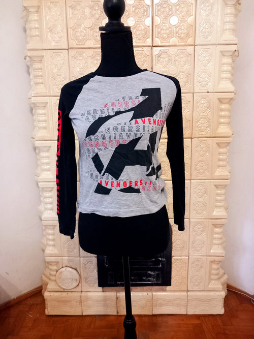 Bluză cu mânecă lungă Avengers, mărime 134/140